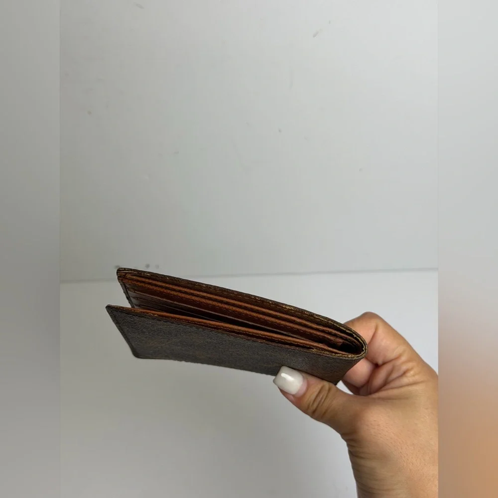 Louis Vuitton Monogram Bifold Wallet
